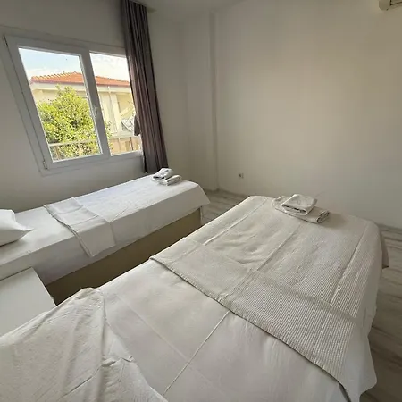 Yedialyuz Havuz Basi Villalari Kusadası